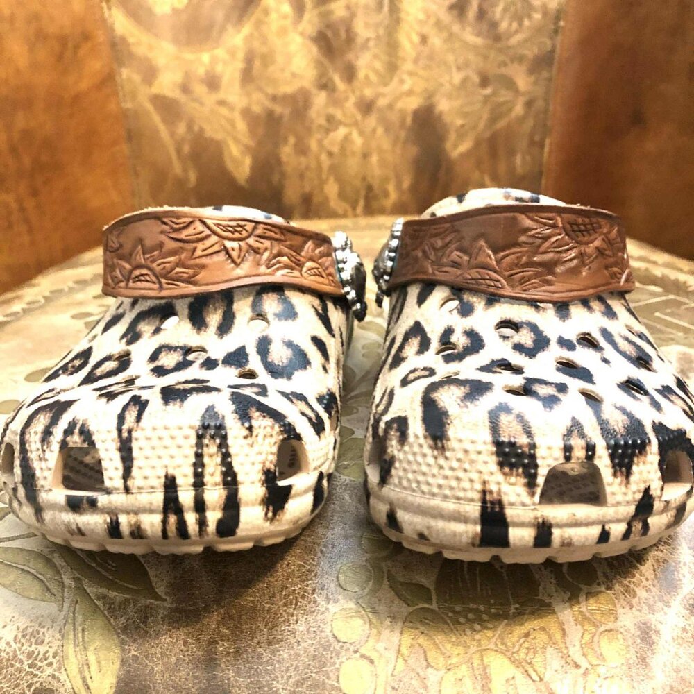 CROCS Custom Strap Cowgirl Concho Clogs Tooled Leather Leopard Print 6 - Picture 5 of 9